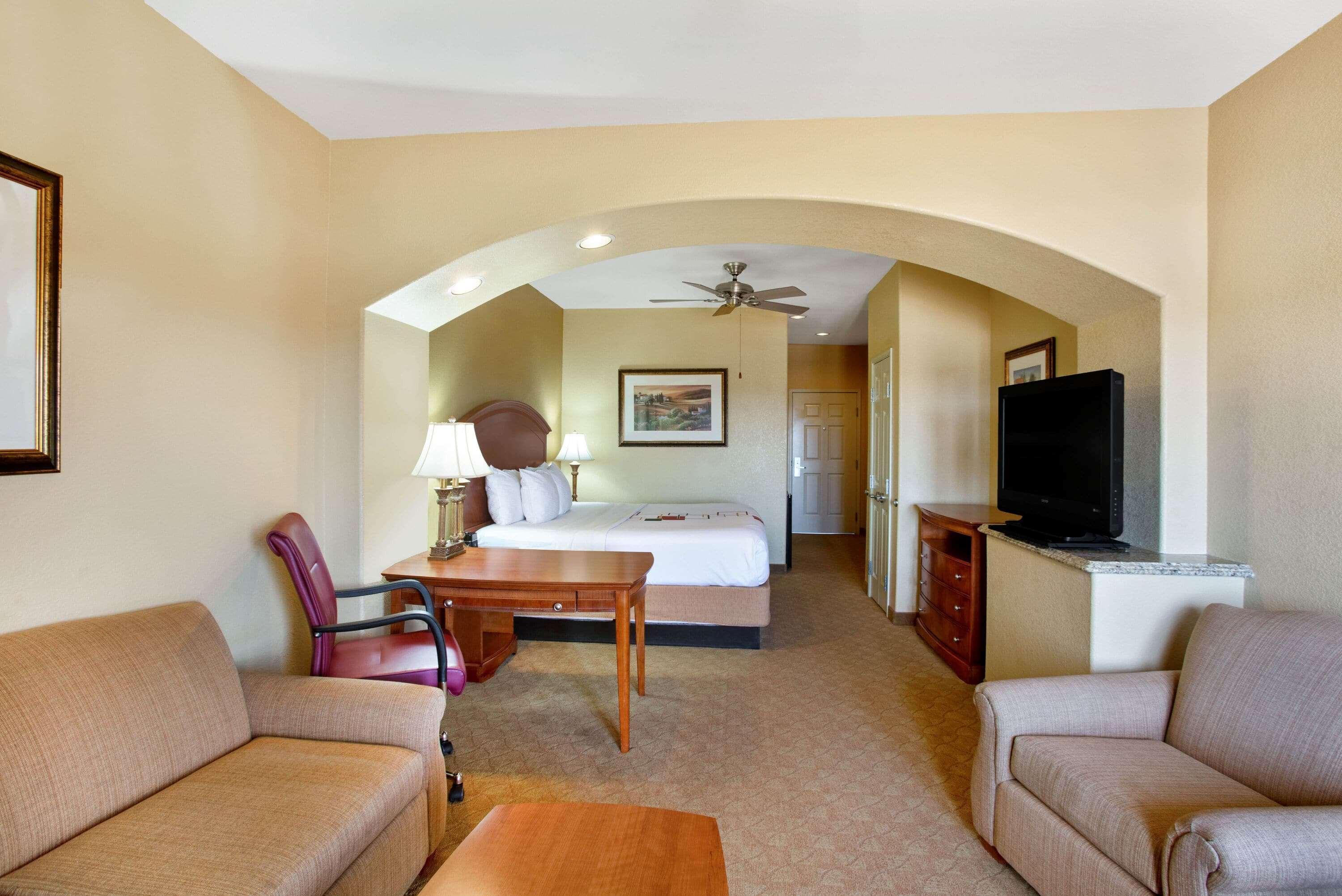 La Quinta By Wyndham Marble Falls Exteriör bild