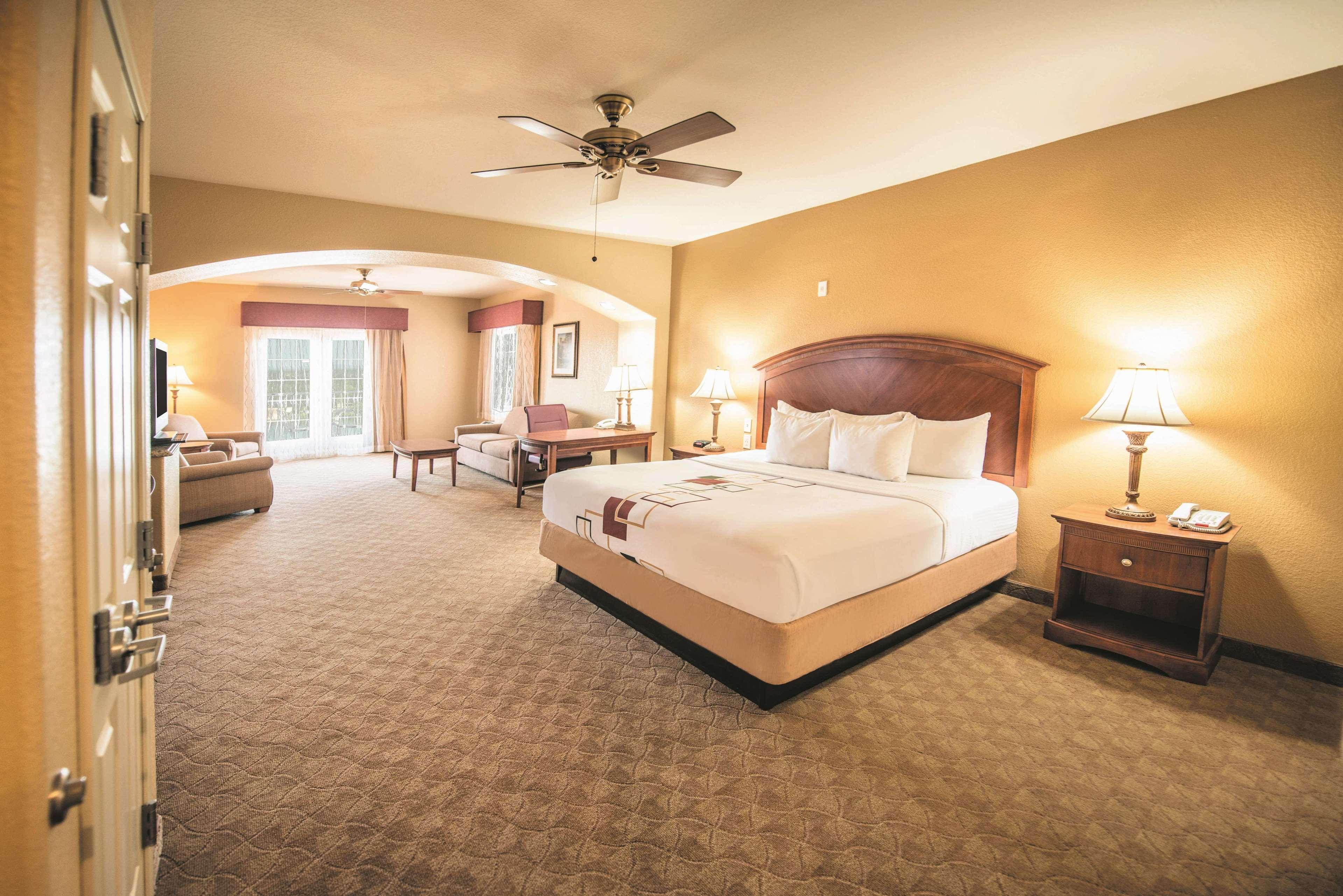 La Quinta By Wyndham Marble Falls Exteriör bild