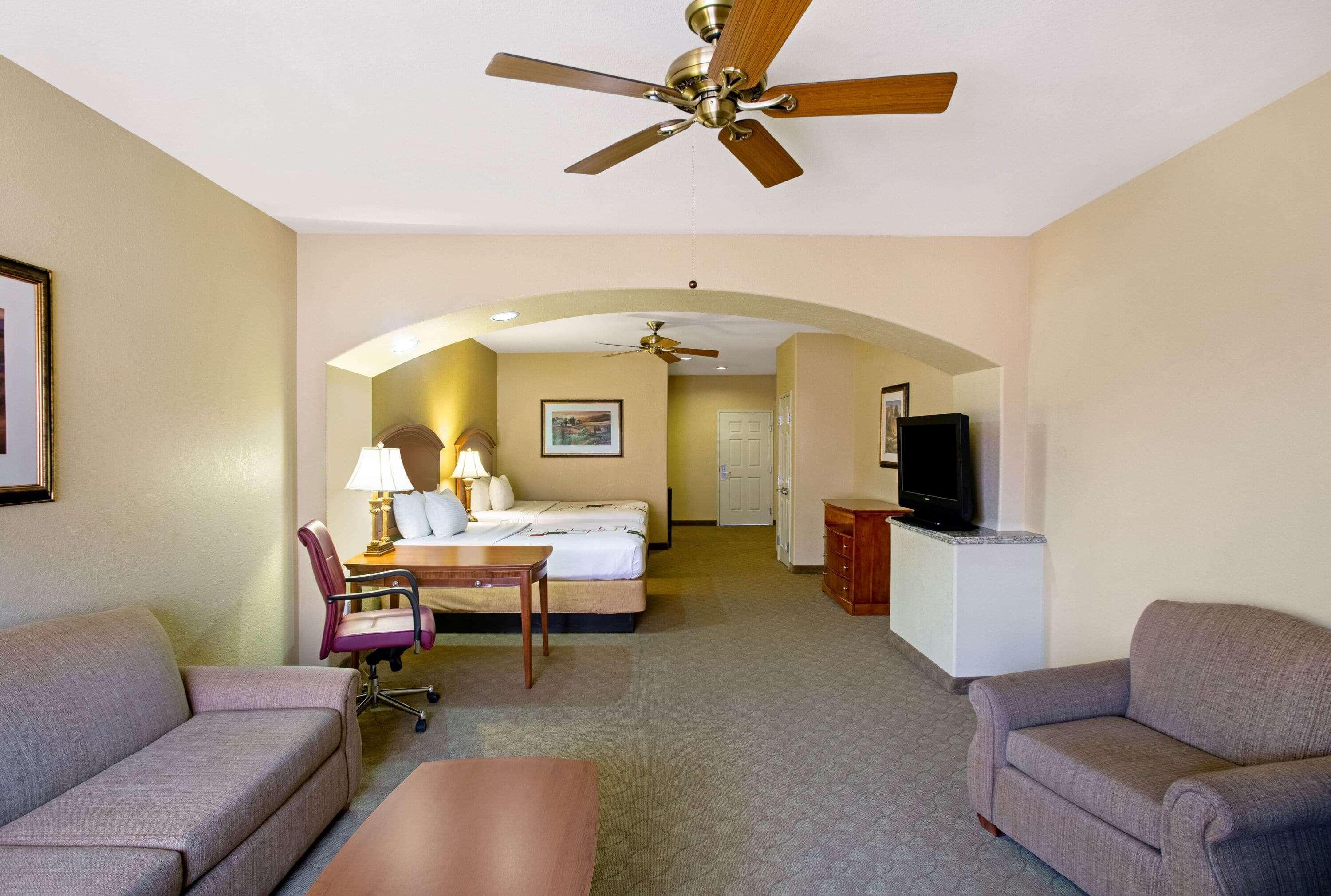 La Quinta By Wyndham Marble Falls Exteriör bild