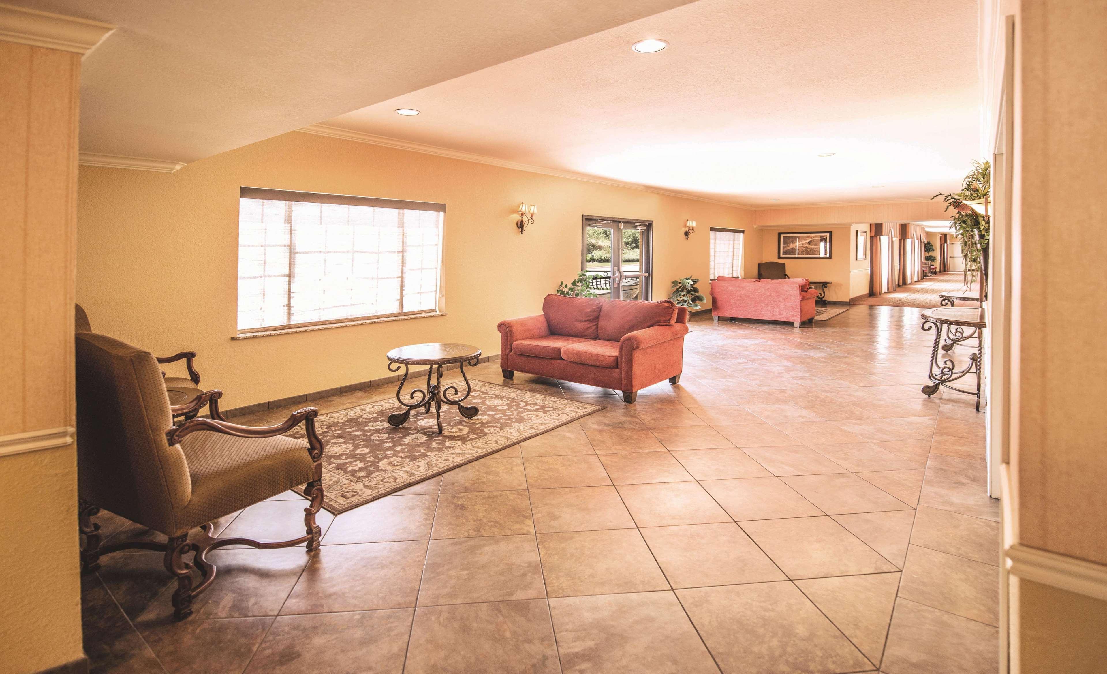 La Quinta By Wyndham Marble Falls Exteriör bild