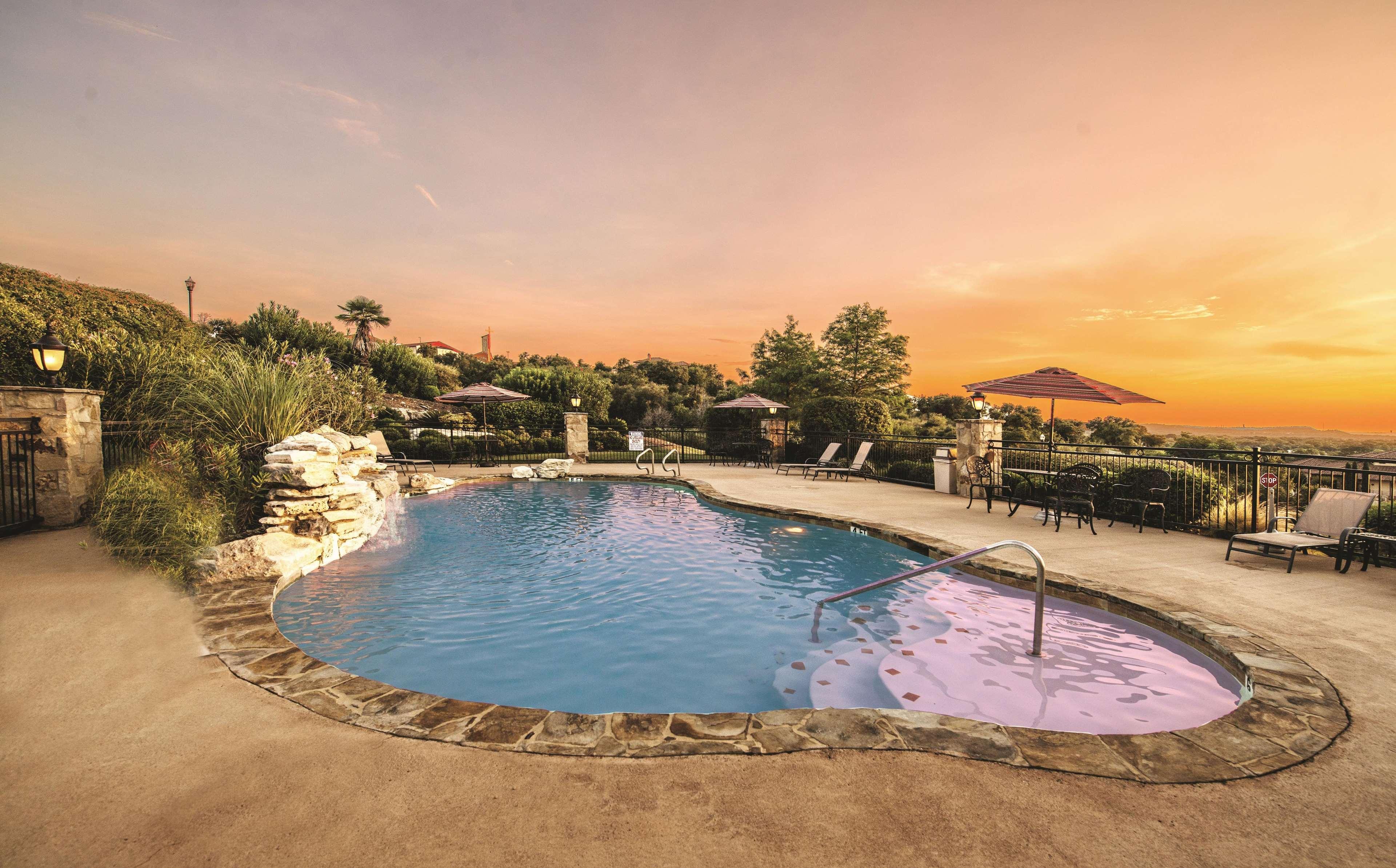 La Quinta By Wyndham Marble Falls Exteriör bild